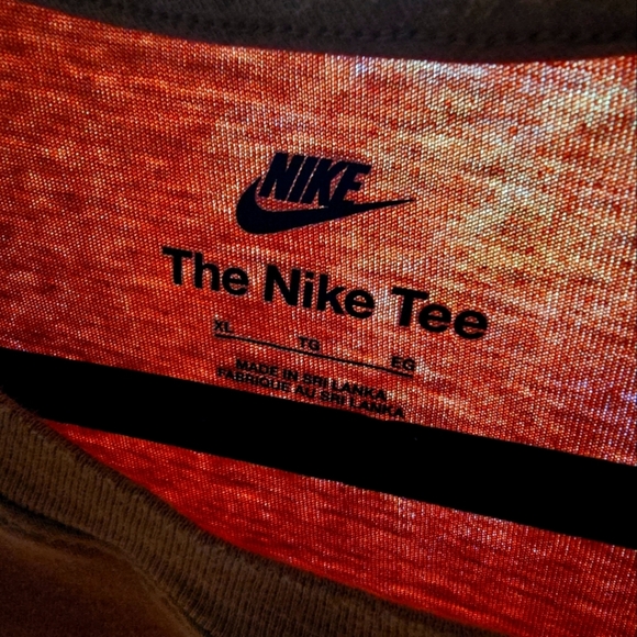 Nike Rust Orange Tee | Men’s XL | The Nike Tee | - Picture 3 of 3